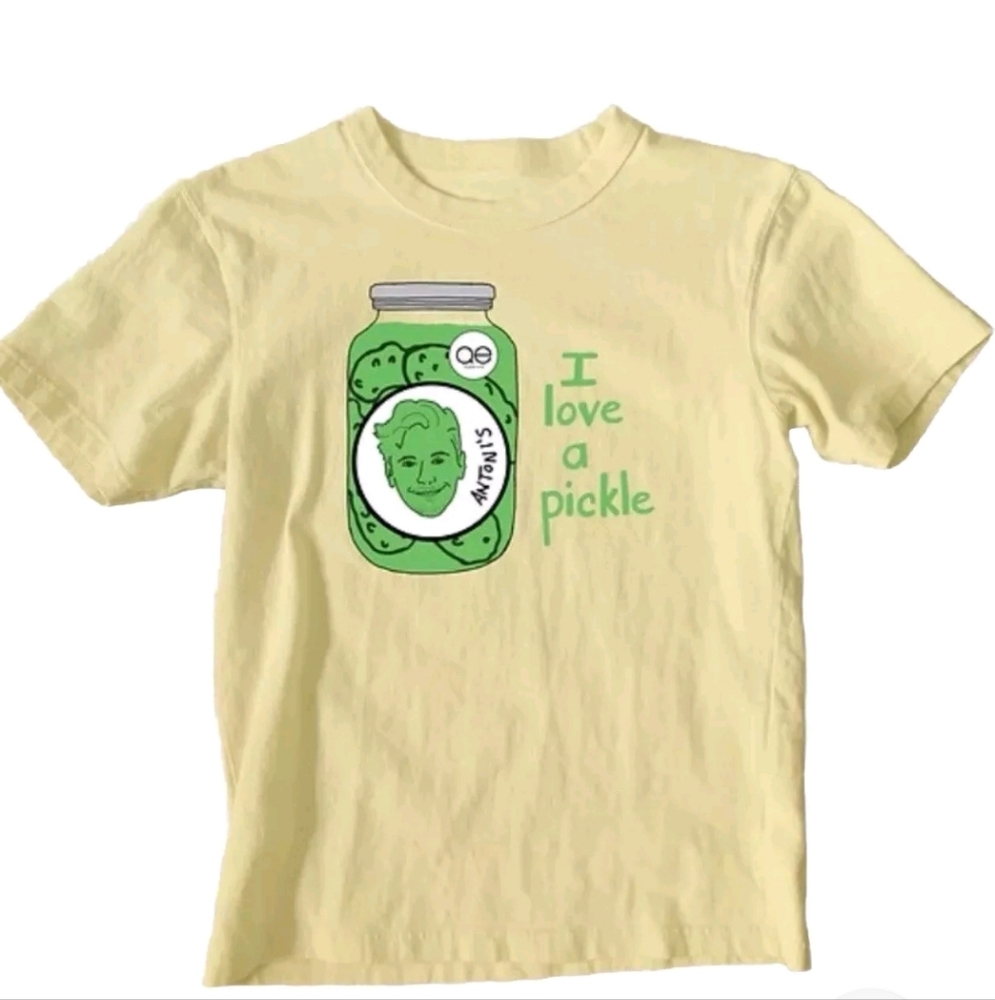 QUEER EYE Antoni I Love A Pickle LARGE T-Shirt YELLOW Unisex 100% Cotton Tee NWT